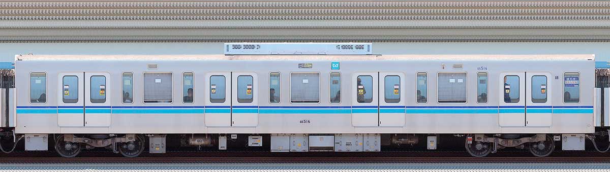 東京メトロ05系4次車05-514海側の側面写真