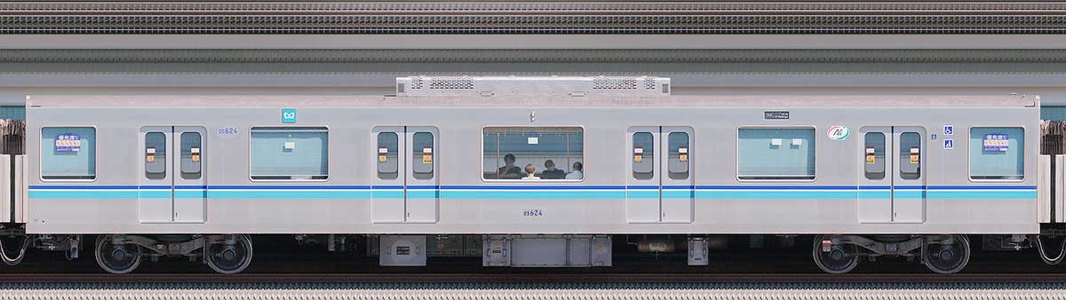 東京メトロ05系7次車05-624(アルミリサイクルカー)山側の側面写真