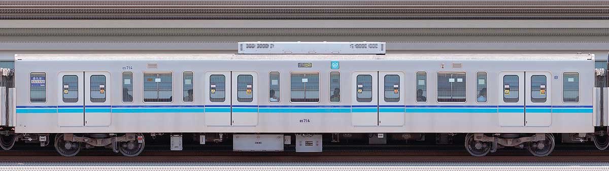 東京メトロ05系4次車05-714山側の側面写真
