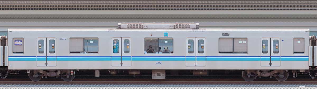 東京メトロ05系11次車05-736山側の側面写真
