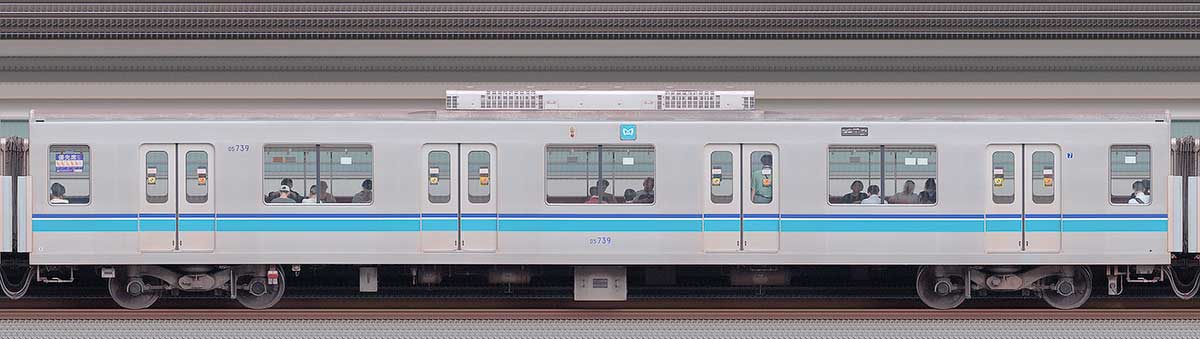 東京メトロ05系12次車05-739山側の側面写真