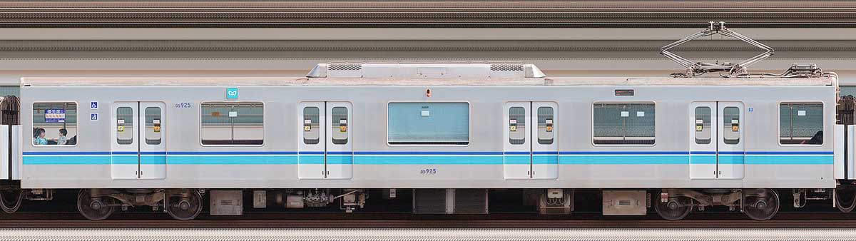 東京メトロ05系8次車05-925山側の側面写真