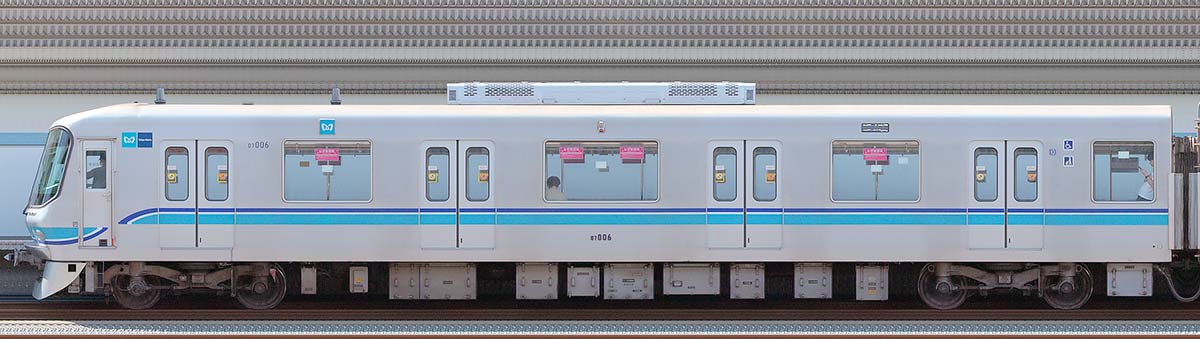 東京メトロ07系07-006海側の側面写真
