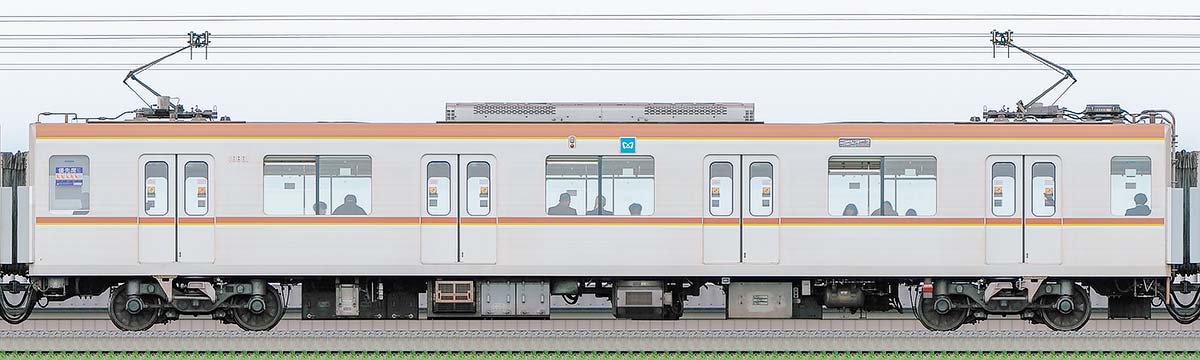 東京メトロ10000系108012側の側面写真