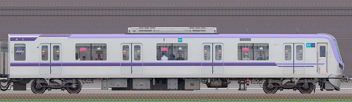 東京メトロ18000系18012山側の側面写真