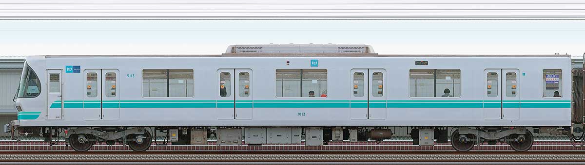 東京メトロ9000系9113山側の側面写真