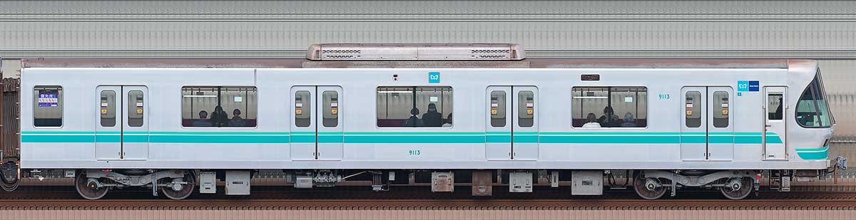 東京メトロ9000系9113の側面写真｜RailFile.jp｜鉄道車両サイドビュー ...