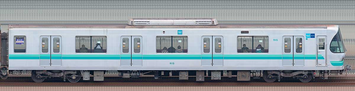 東京メトロ9000系9115海側の側面写真