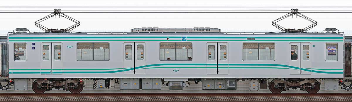東京メトロ9000系リニューアル車9609山側の側面写真