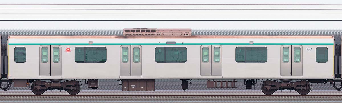 東急2020系サハ2527海側の側面写真