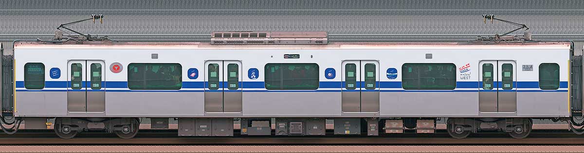 東急3020系デハ3323「新幹線デザインラッピングトレイン」海側の側面写真