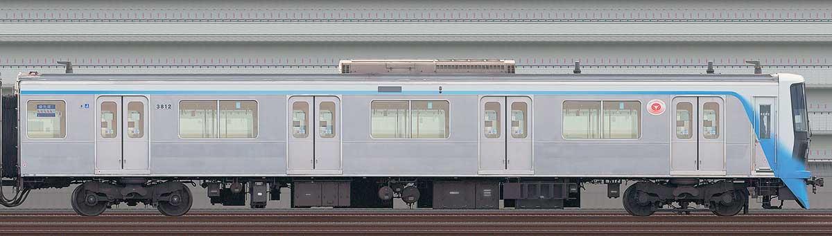 東急3000系クハ3812(リニューアル車)山側の側面写真