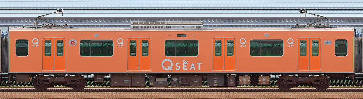 東急6020系デハ6321「Q SEAT」海側の側面写真