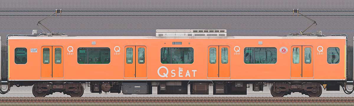 東急6020系デハ6322「Q SEAT」山側の側面写真