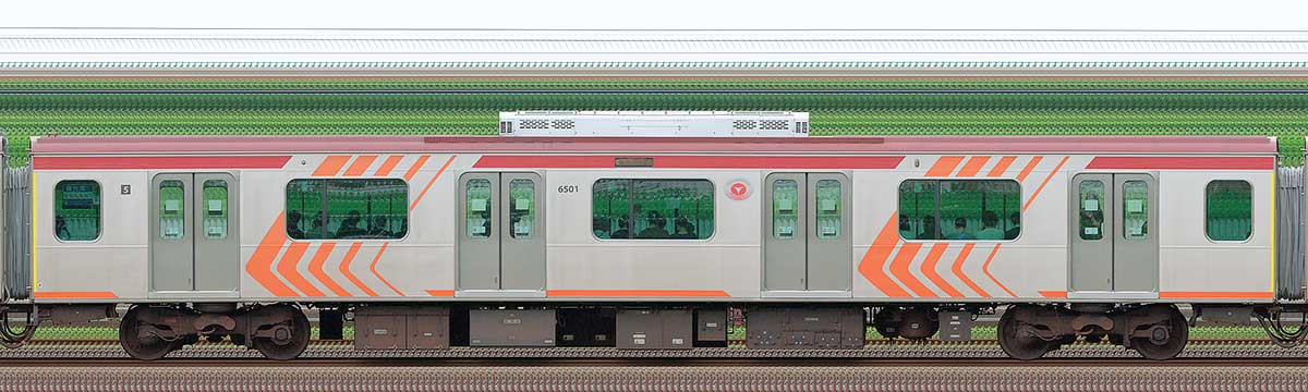 東急6000系デハ6501海側の側面写真