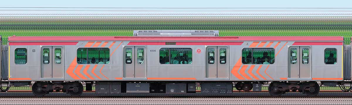 東急6000系デハ6506海側の側面写真