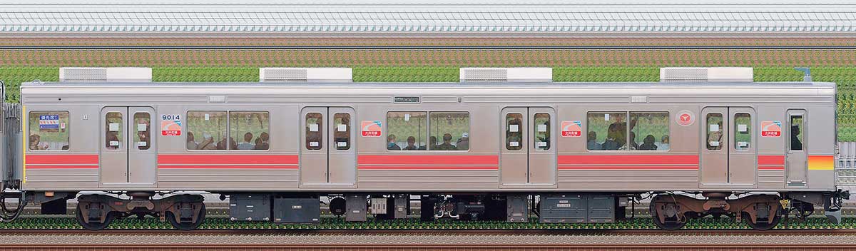 東急9000系クハ9014海側の側面写真