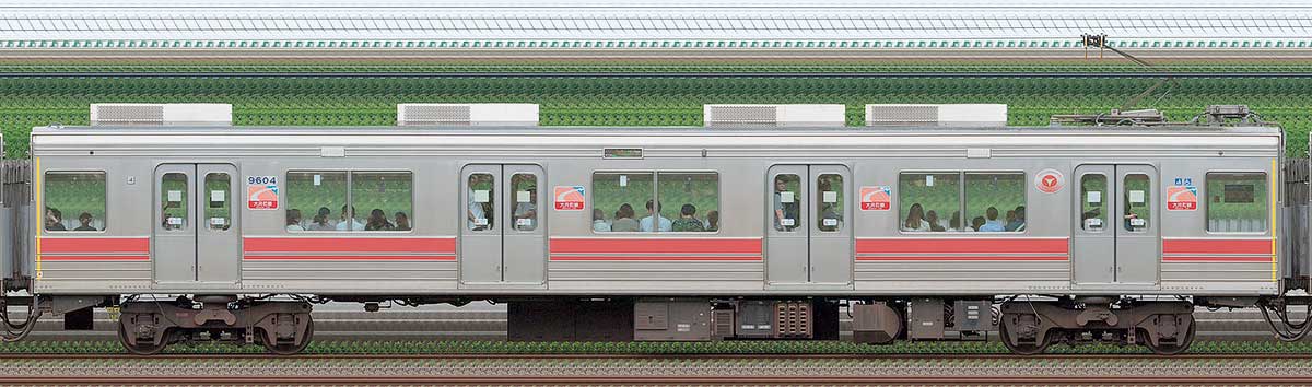 東急9000系デハ9604海側の側面写真