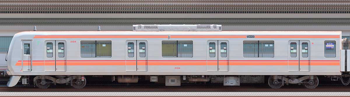 東葉高速鉄道2000系2104山側の側面写真