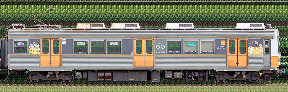 豊橋鉄道1800系モ1810奇数側の側面写真