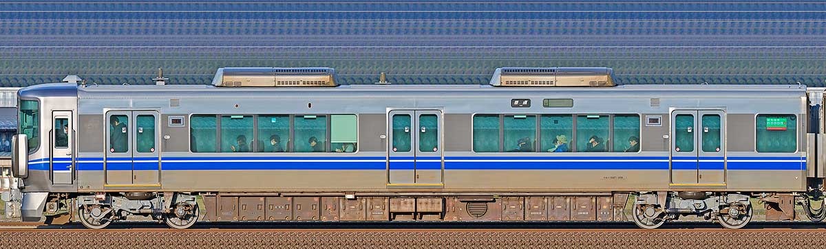 JR西日本521系クモハ521-29西側の側面写真
