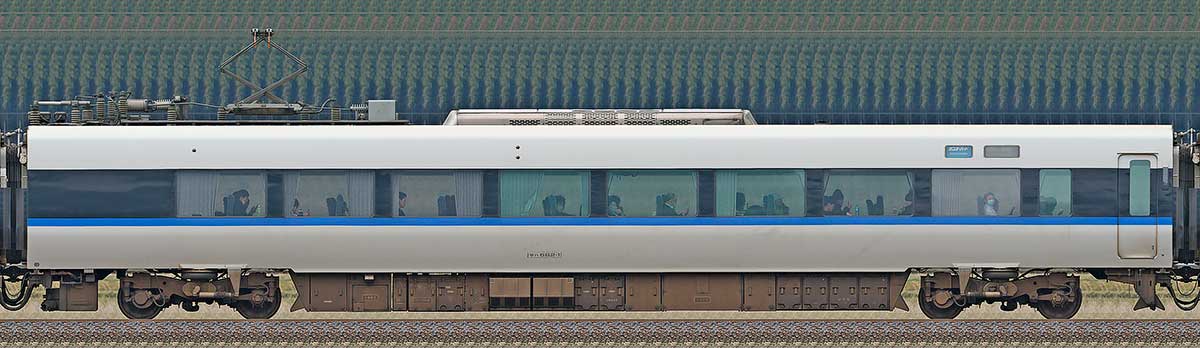 JR西日本683系サハ682-12-4位側の側面写真