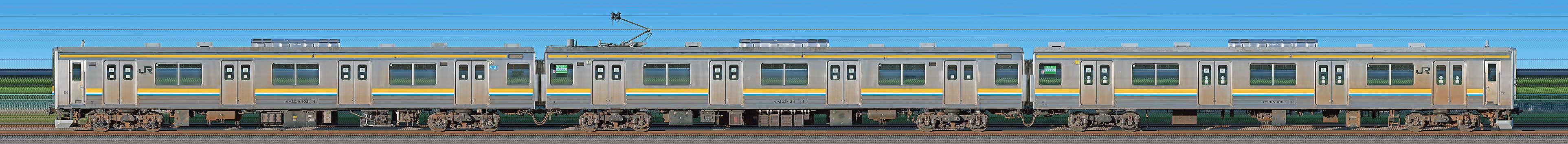JR東日本 鶴見線 205系1100番台T12編成（海側）の編成サイドビュー