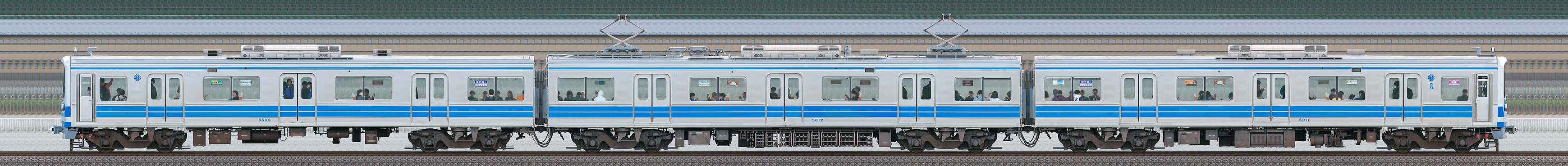 伊豆箱根鉄道5000系5506編成（CBTCアンテナ付き・海側）の編成サイドビュー