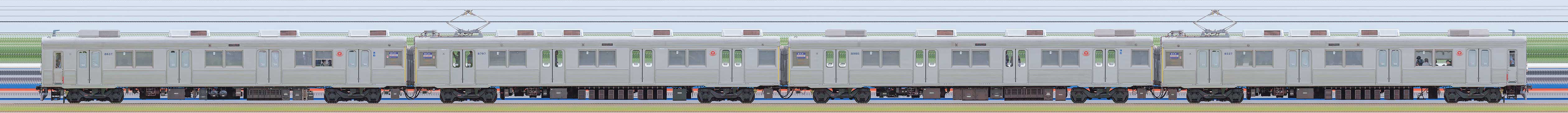 東急8500系8637編成(動態保存車・山側)の編成サイドビュー
