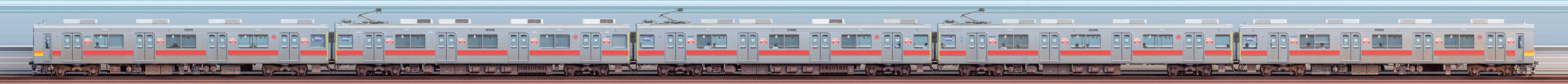 東急9000系9007編成(山側)の編成サイドビュー