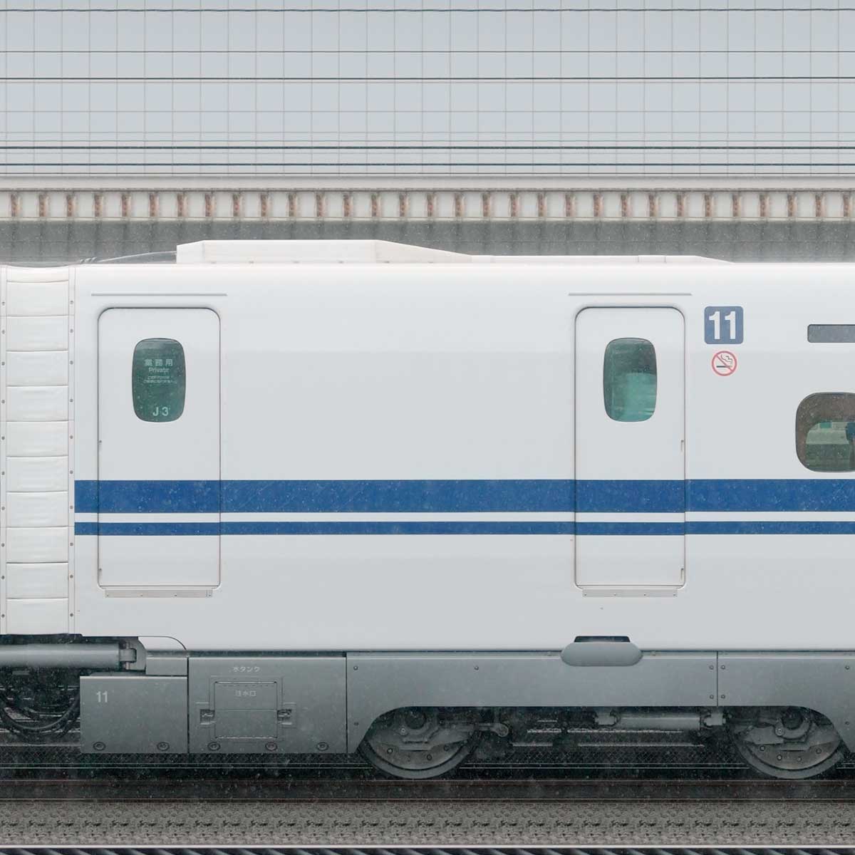 JR東海N700S量産車746-703の側面写真｜RailFile.jp｜鉄道車両サイド