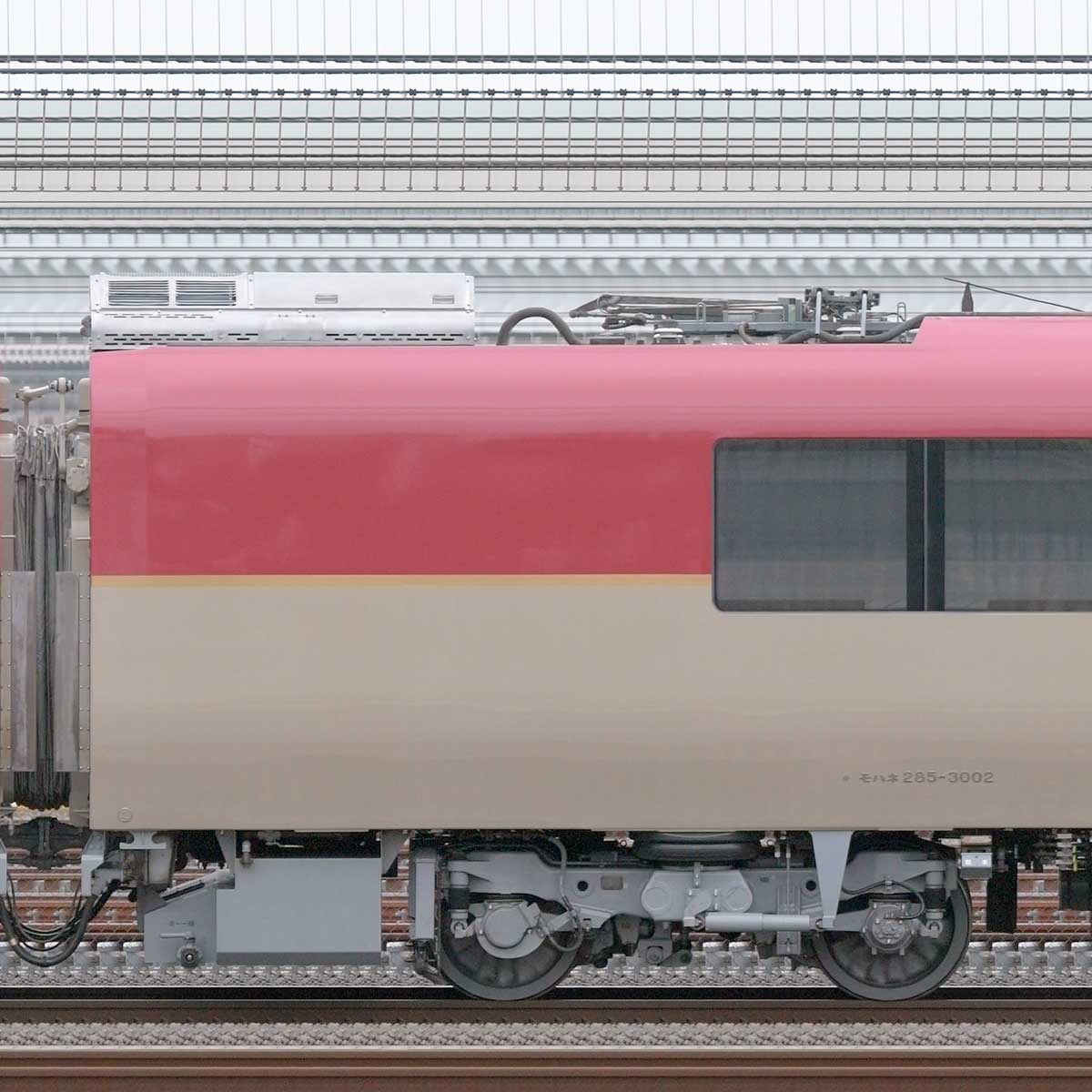 JR東海285系3000番台「サンライズエクスプレス」モハネ285-3002の側面
