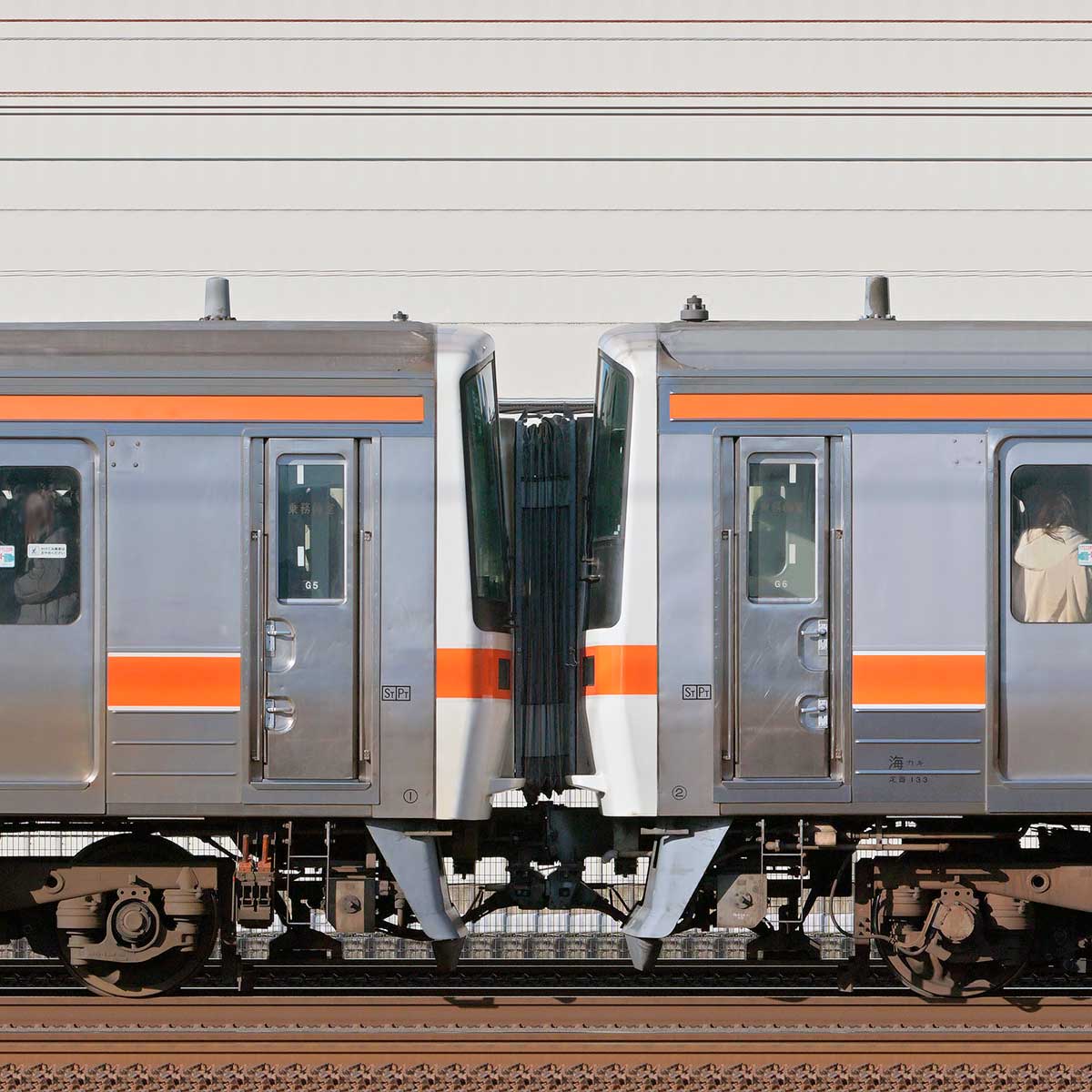 JR東海311系1次車G5編成＋2次車G6編成（山側）｜RailFile.jp
