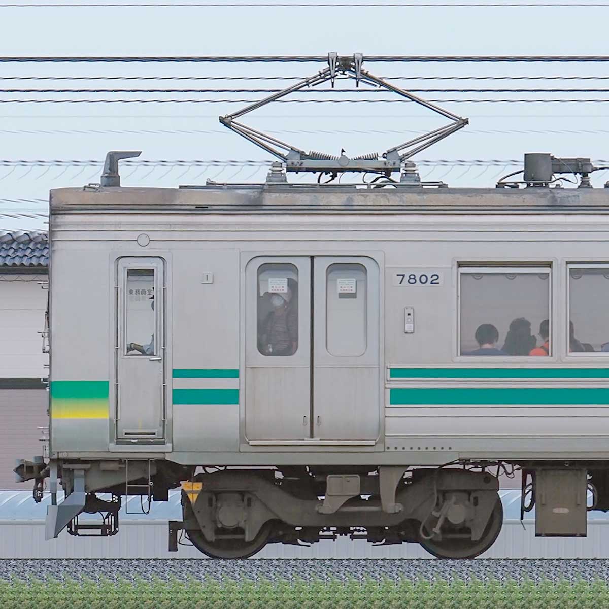 秩父鉄道7800系7802編成（北側）｜RailFile.jp｜鉄道車両サイドビューの図鑑