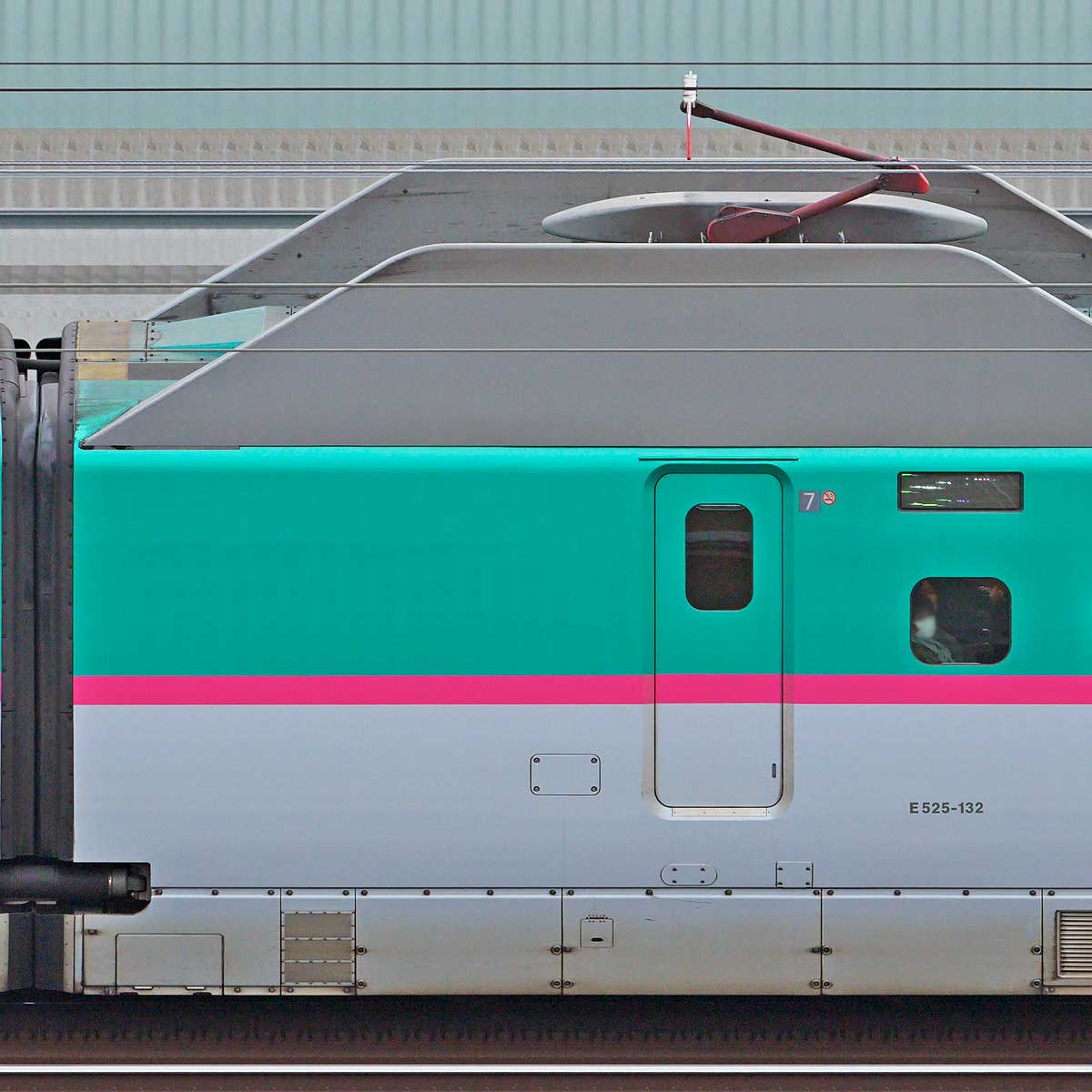 Jr東日本e5系e525 132の側面写真｜railfile Jp｜鉄道車両サイドビューの図鑑