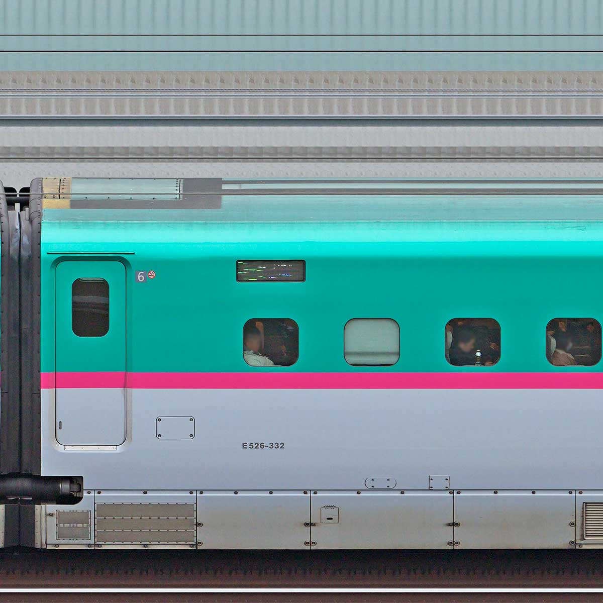 Jr東日本e5系e526 332の側面写真｜railfile Jp｜鉄道車両サイドビューの図鑑