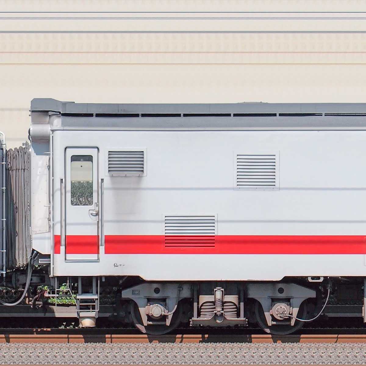 JR東日本50系マヤ50 5001建築限界測定車の側面写真｜RailFile.jp｜鉄道車両サイドビューの図鑑