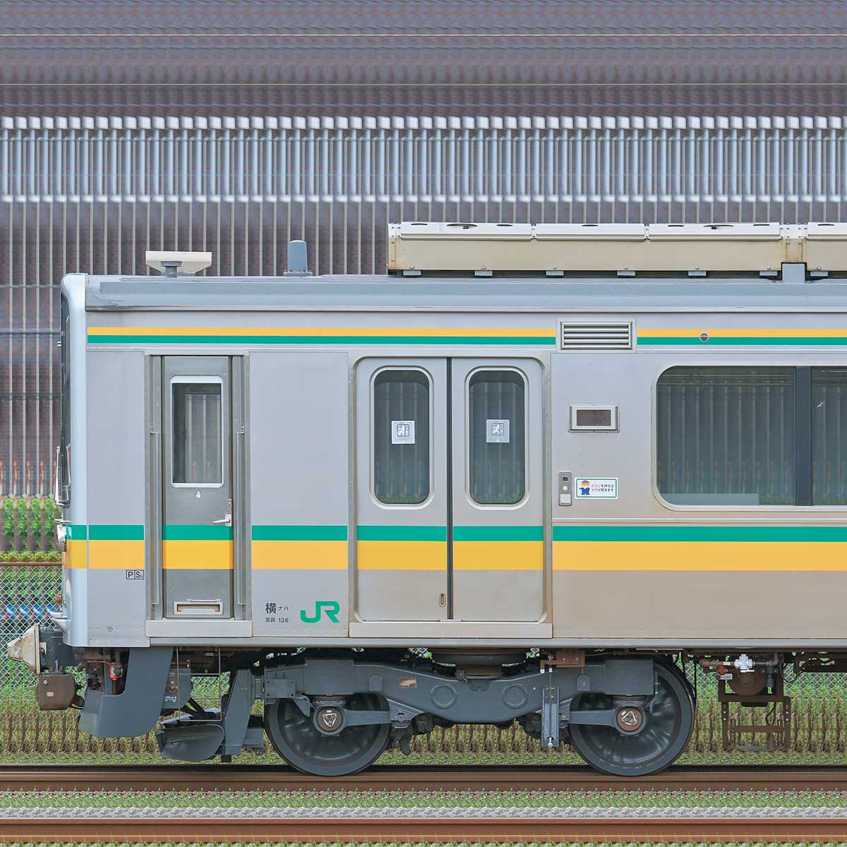 JR東日本E127系クモハE127-12の側面写真｜RailFile.jp｜鉄道車両