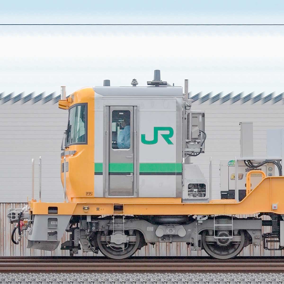 JR東日本キヤE195系1000番台ST-1編成（山側）｜RailFile.jp｜鉄道車両