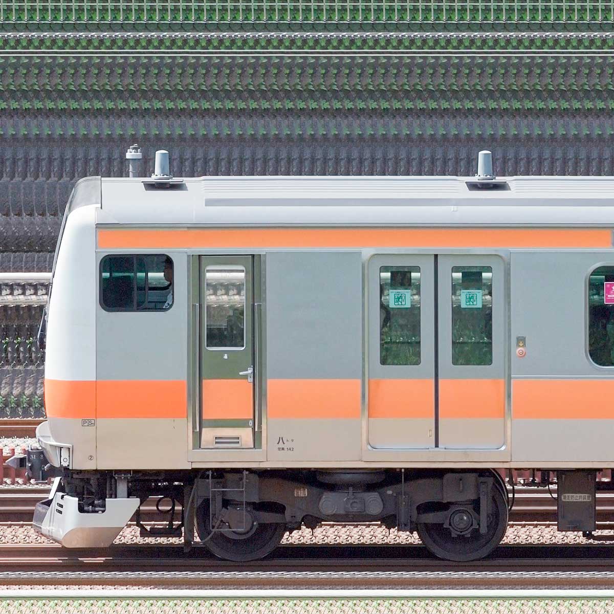 JR東日本 中央快速線 E233系T37編成（トイレ設置後・山側）｜RailFile.jp｜鉄道車両サイドビューの図鑑