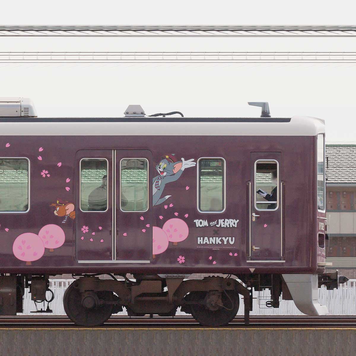 阪急1000系「トムとジェリー号」C#1102の側面写真｜RailFile.jp