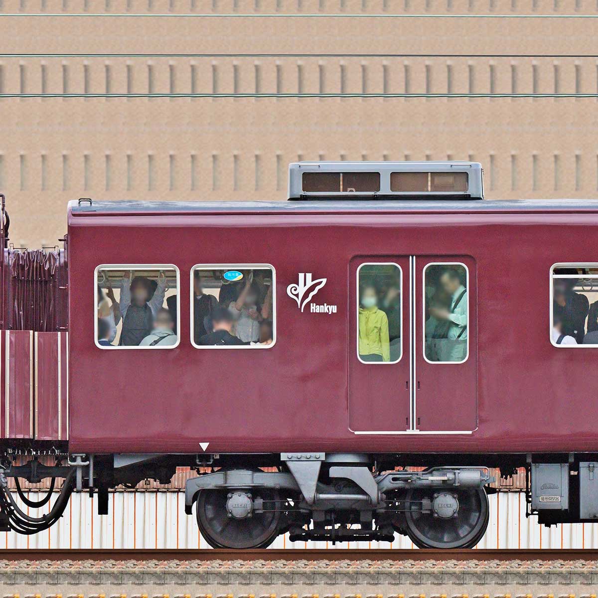 阪急電車　車両部品 阪急5100系C#5678の側面写真｜RailFile.jp｜鉄道車両サイドビューの図鑑