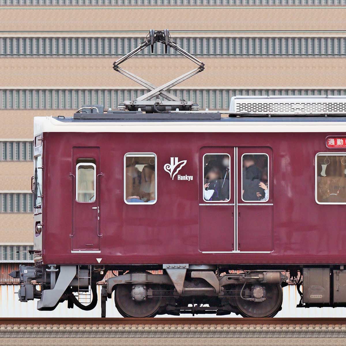 阪急6000系6011編成（山側）｜RailFile.jp｜鉄道車両サイド