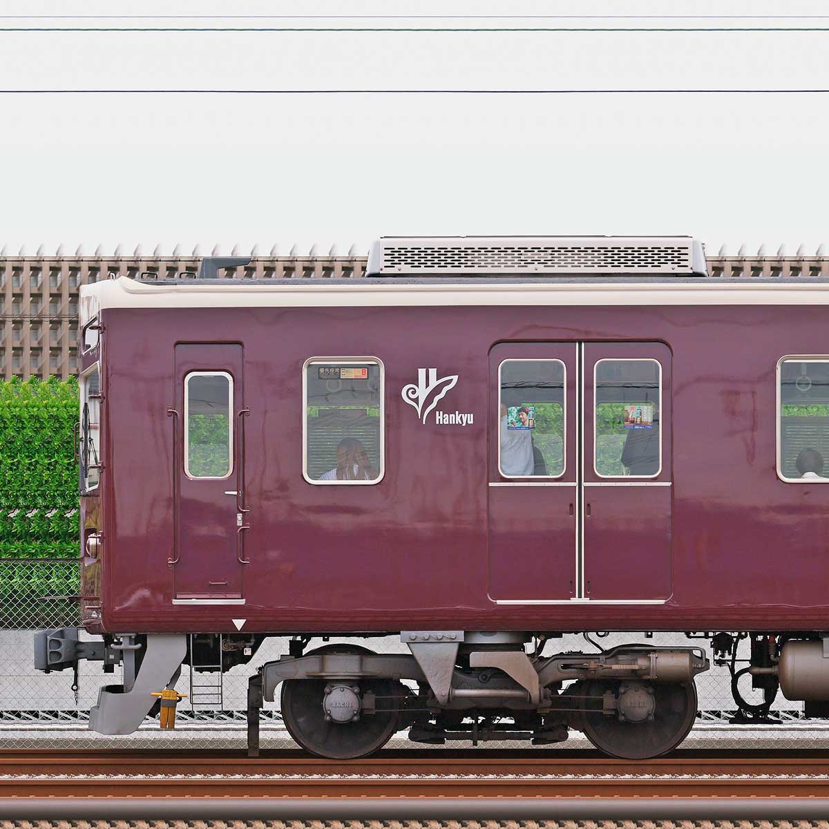 ogp_hk_c6151b_2238z.jpg