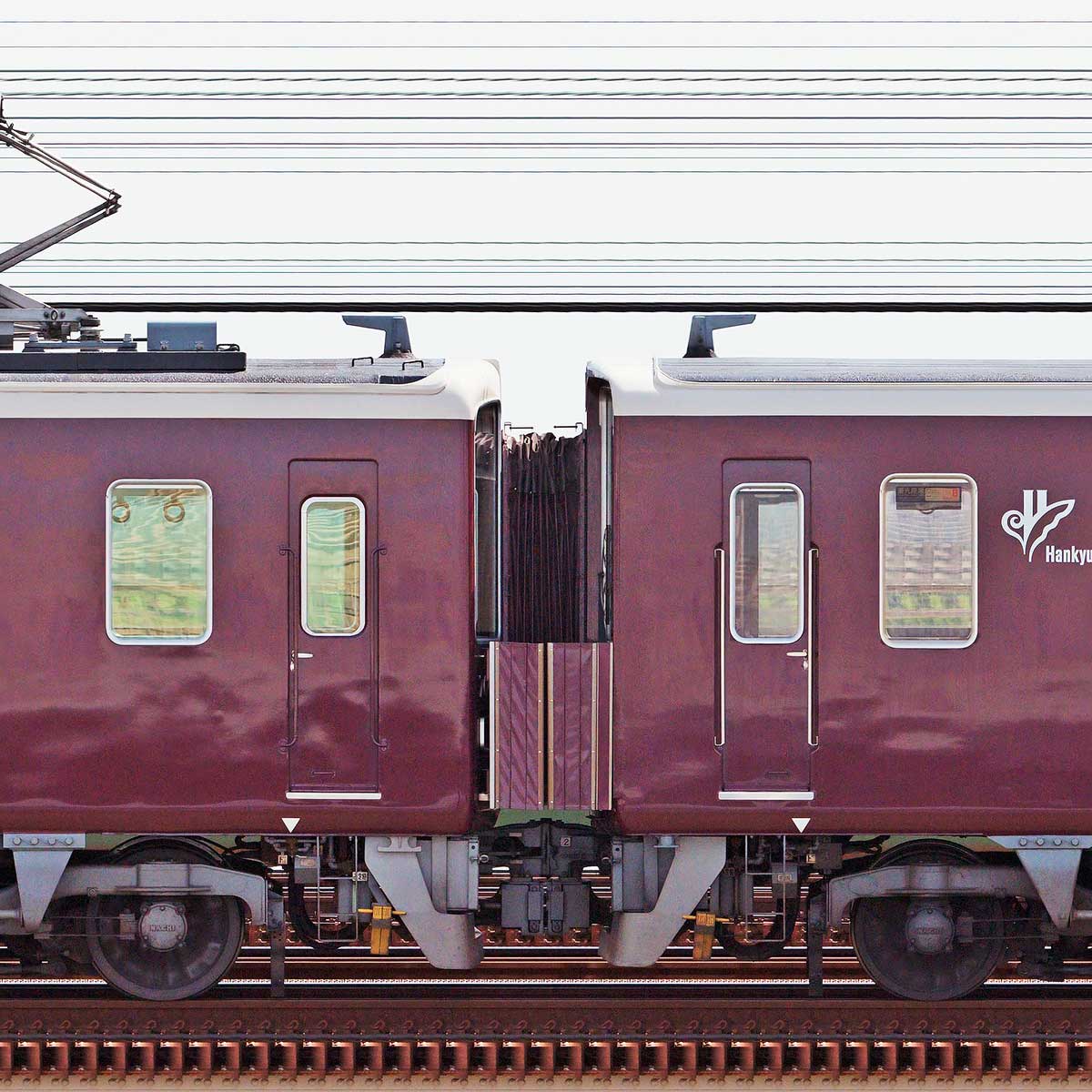 阪急】7000系 7027Fリニューアル編成として運用復帰 |2nd-train
