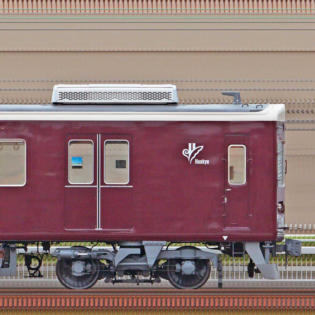 阪急7000系C#7190の側面写真｜RailFile.jp｜鉄道車両サイド