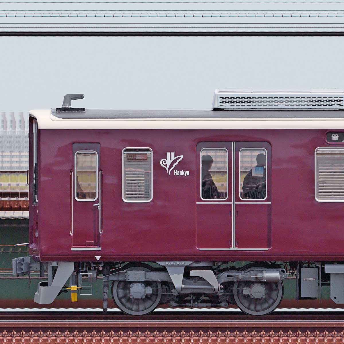 阪急8000系機器更新車8005編成（浜側）｜RailFile.jp｜鉄道車両