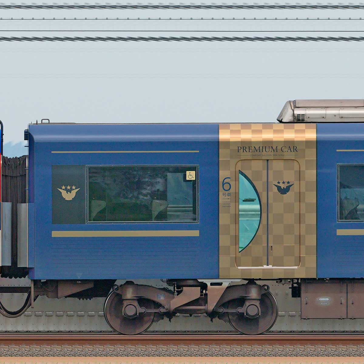 高品質の人気 京阪3000系3855「プレミアムカー」の側面写真｜RailFile.jp コレクション