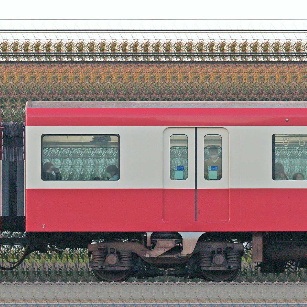 京急電鉄 新1000形（1次車）デハ1005（車体更新後）の側面写真
