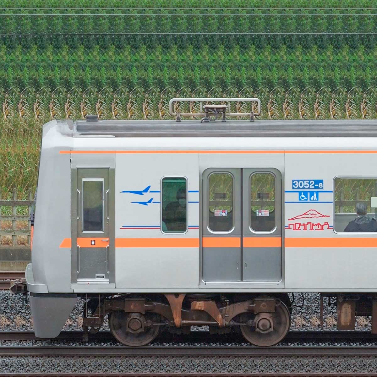京成3000形（1次車）3005-7の側面写真｜RailFile.jp｜鉄道車両